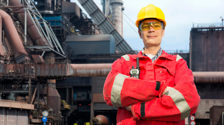 Man wearing flame retardant overalls - flame retardant overalls - safety overalls
