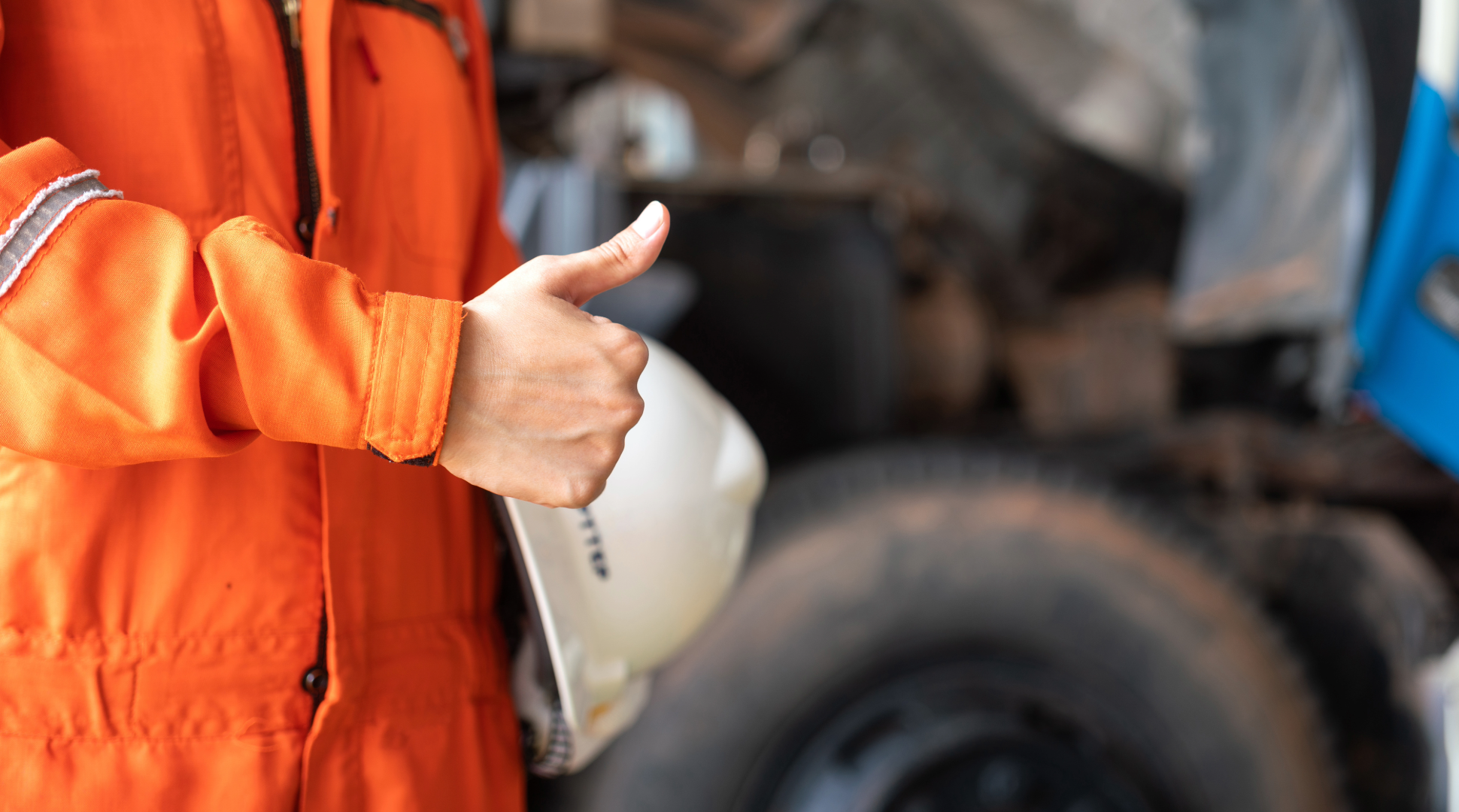 Man in boiler suit with thumbs up - boiler suit - Workwear