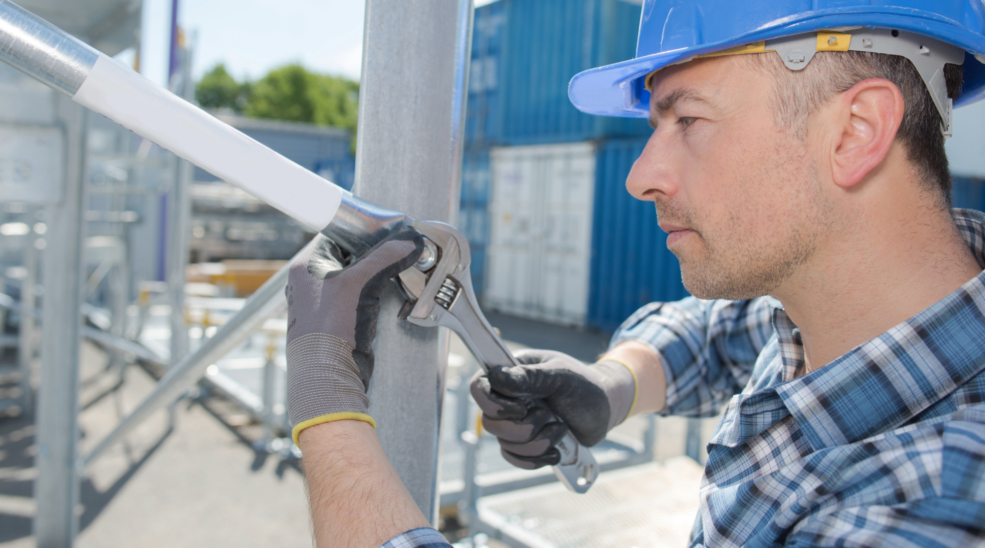 Man using gloves with grip while working - safe grip - Gloves