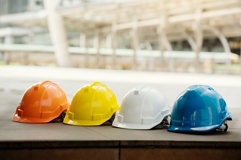 Picture-of-multiple-different-coloured-hard-hats