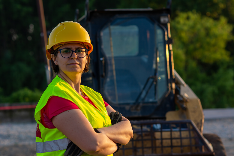 The Importance of High-Visibility Clothing in Low-Light Conditions