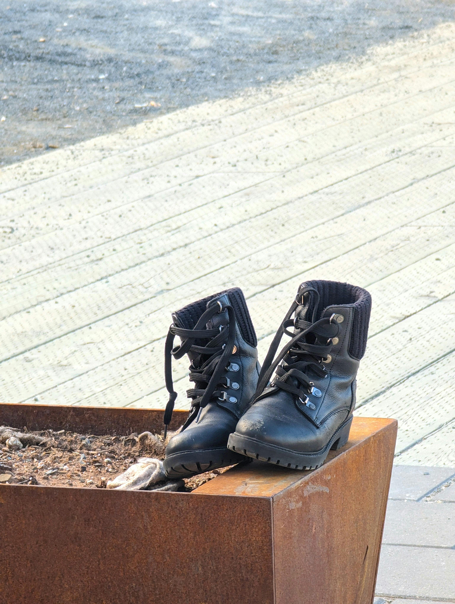 Safety Boots on Display - Footwear - safety boots - safety shoes
