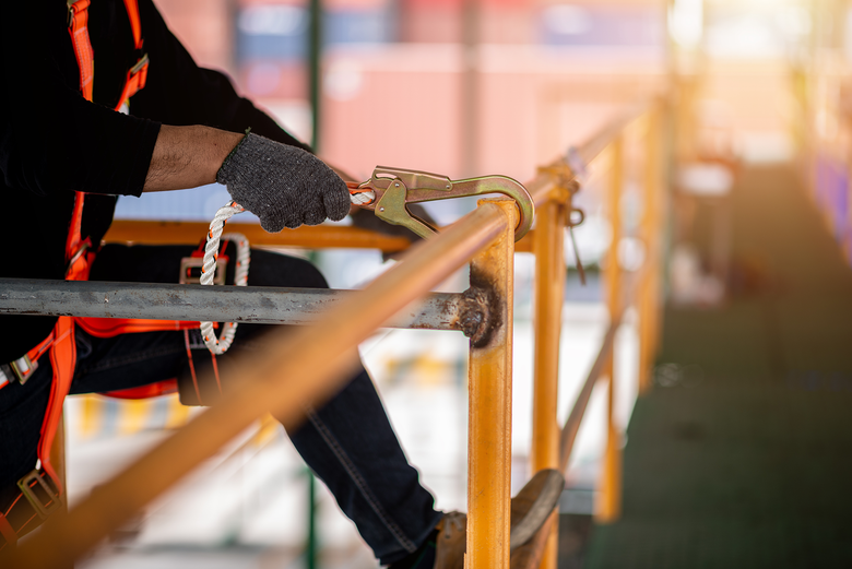 Scaffold hook on pole - height and safety - snap hook