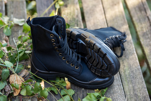 Sentry Canvas Security Boot: Brown canvas security boot with laces, offering comfort and breathability.