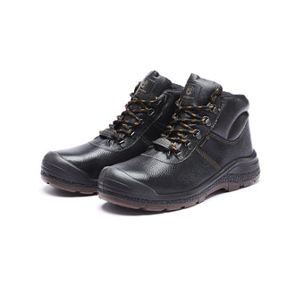 Dromex Ulteco Plus Safety Boot: Black safety boot with steel midsole and cleated outsole.